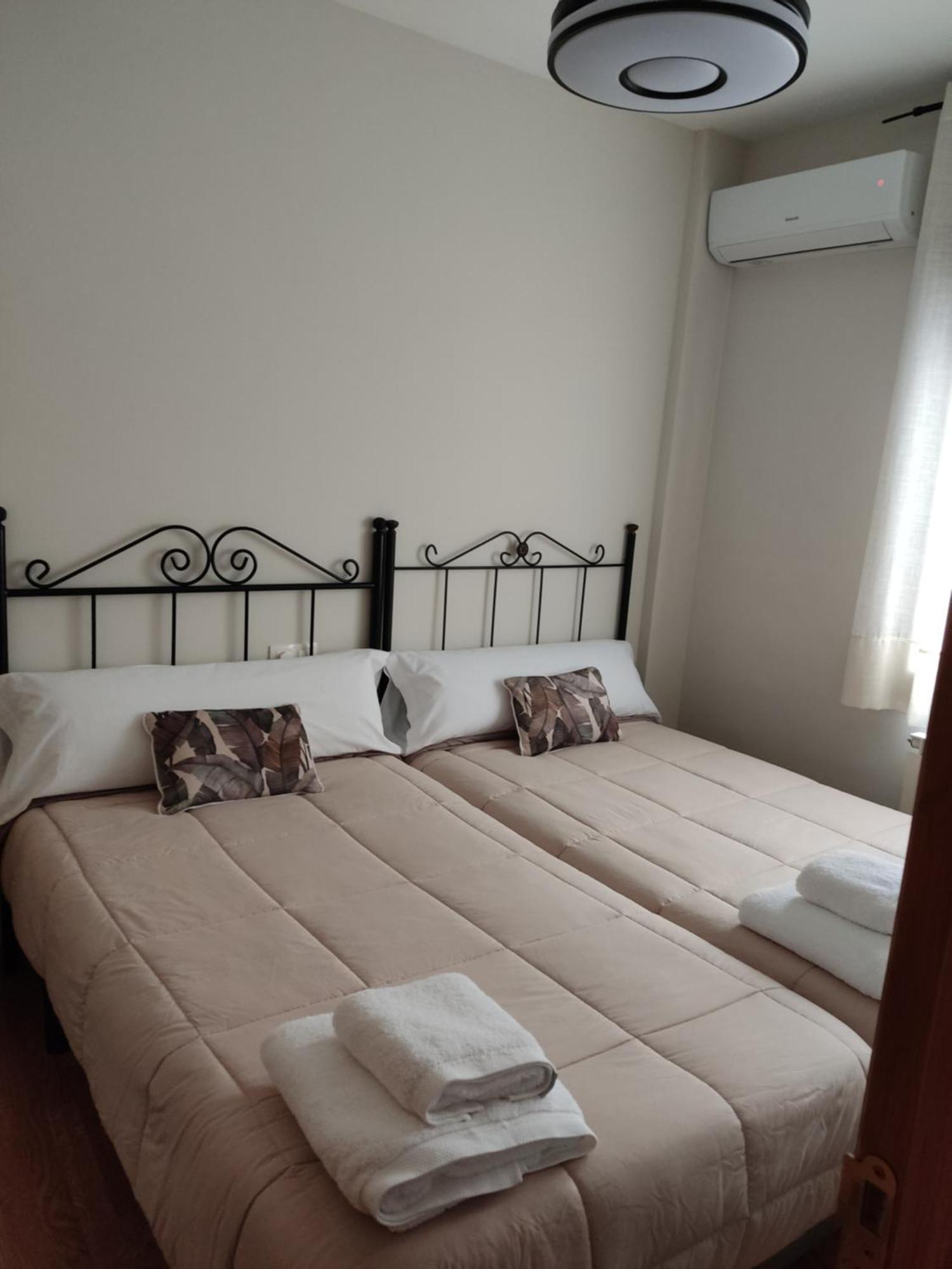 Luz De La Avenida Appartement Tomelloso Buitenkant foto